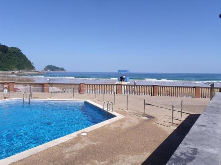 House ***** * Zarautz